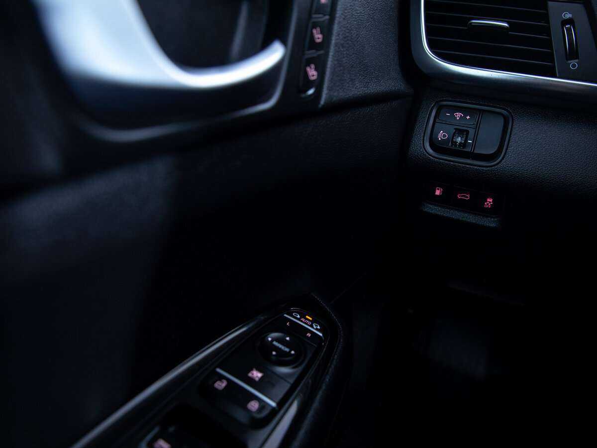 Kia Optima с пробегом — 2017 год. Фото: #12