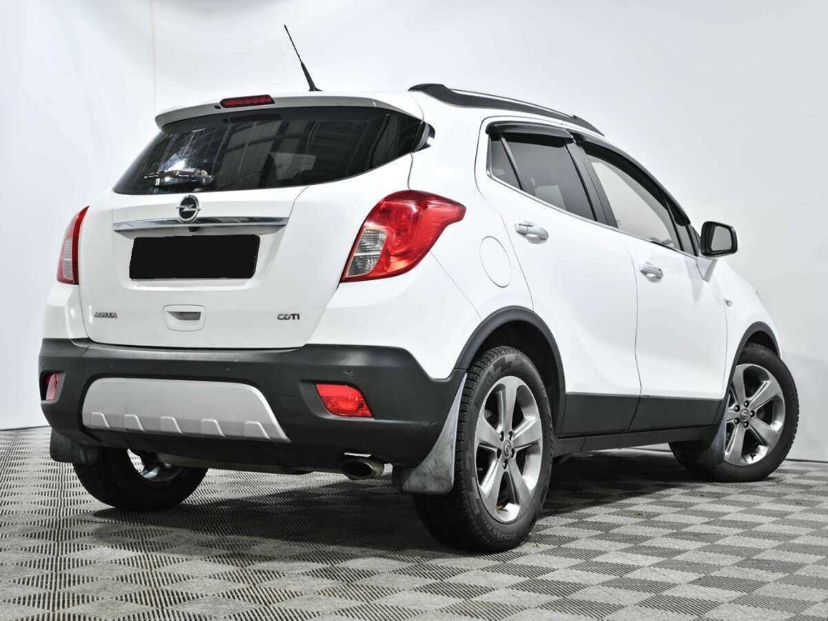 Opel Mokka с пробегом — 2014 год. Фото: #3