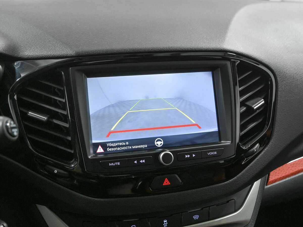 Lada (ВАЗ) Vesta с пробегом — 2021 год. Фото: #10