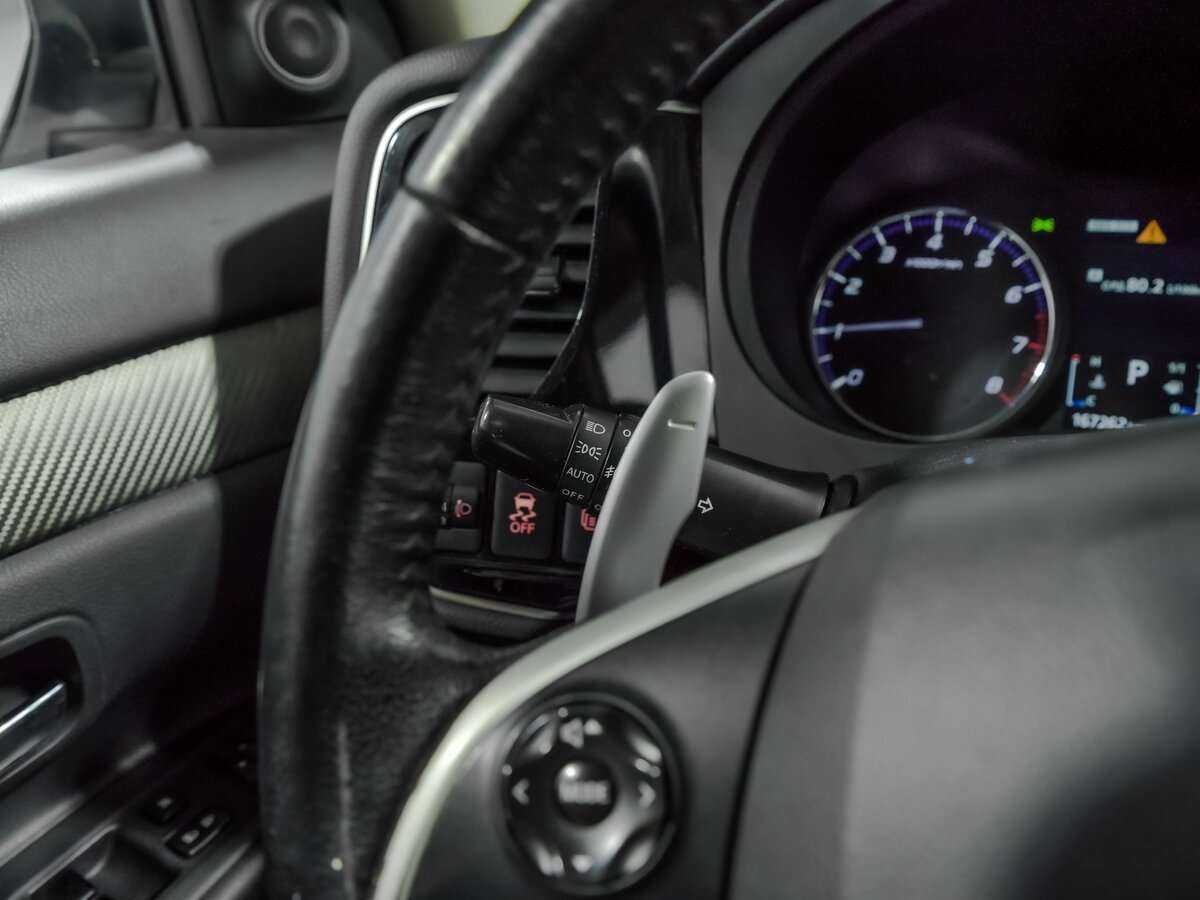 Mitsubishi Outlander с пробегом — 2013 год. Фото: #6