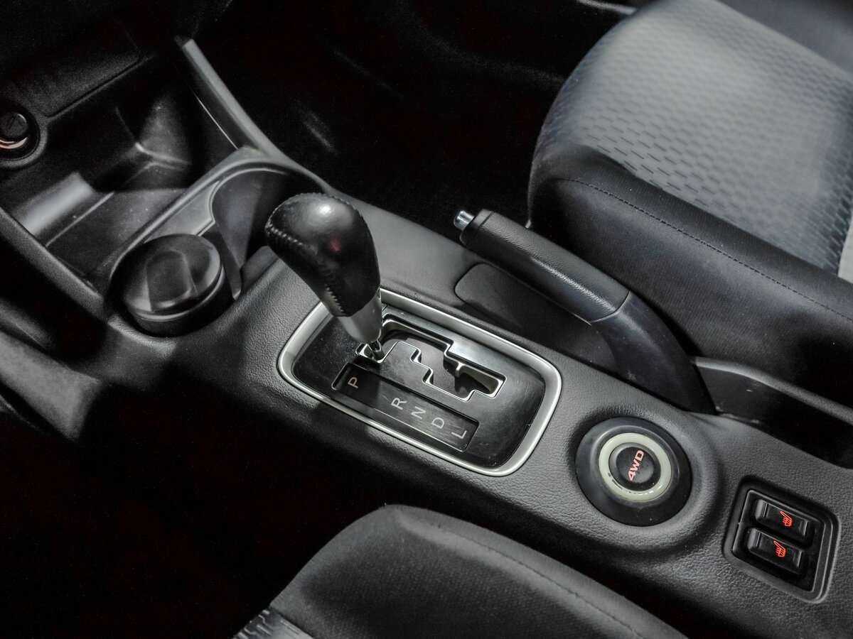 Mitsubishi Outlander с пробегом — 2013 год. Фото: #10