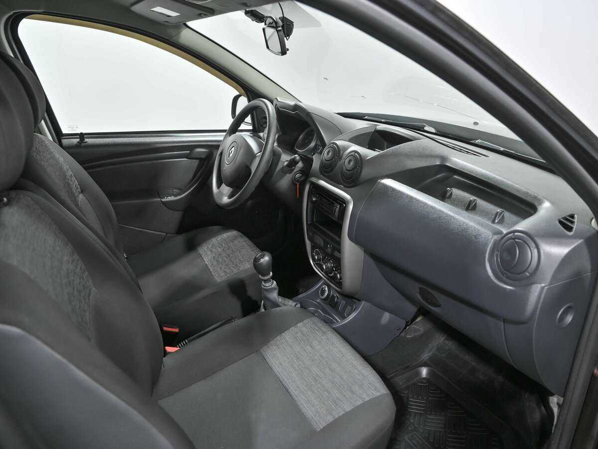 Renault Duster с пробегом — 2014 год. Фото: #6