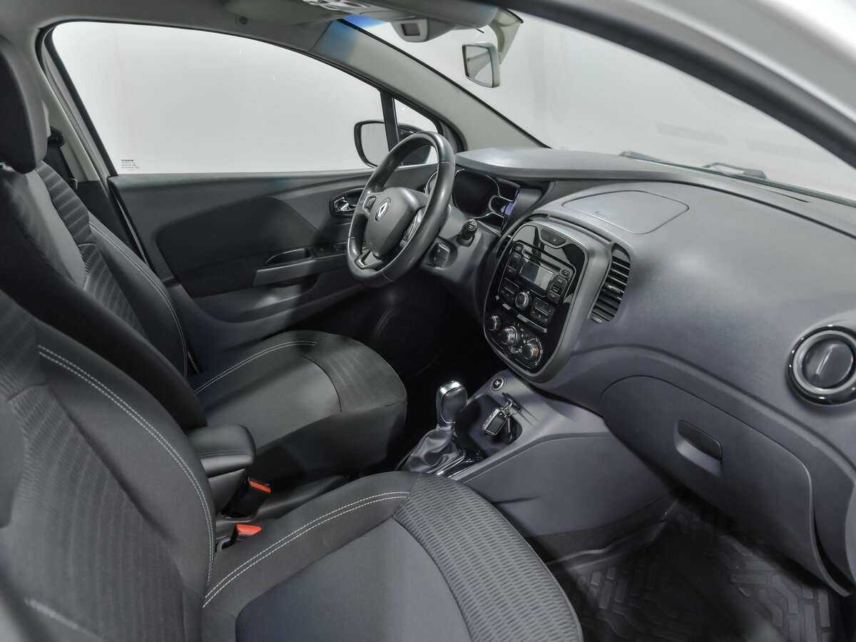 Renault Kaptur с пробегом — 2016 год. Фото: #12