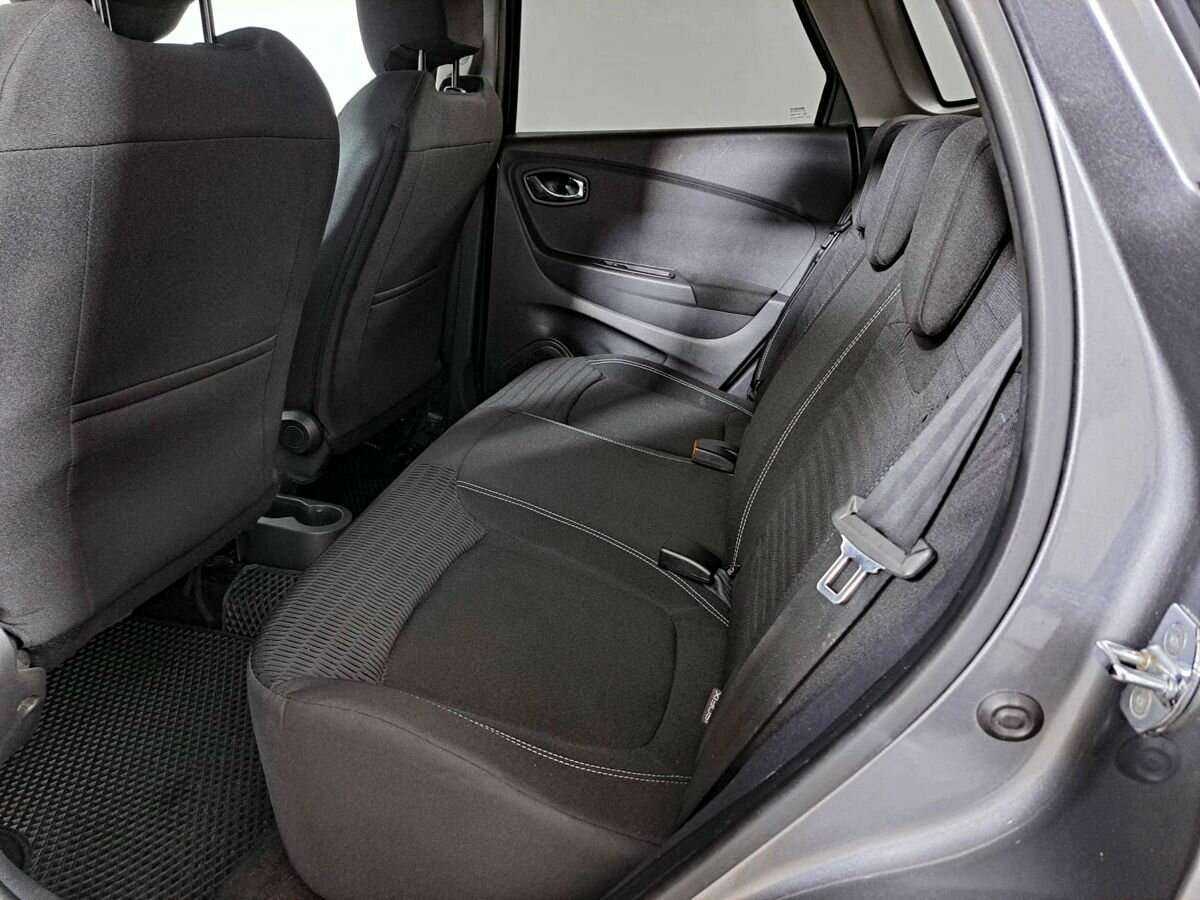 Renault Kaptur с пробегом — 2017 год. Фото: #9