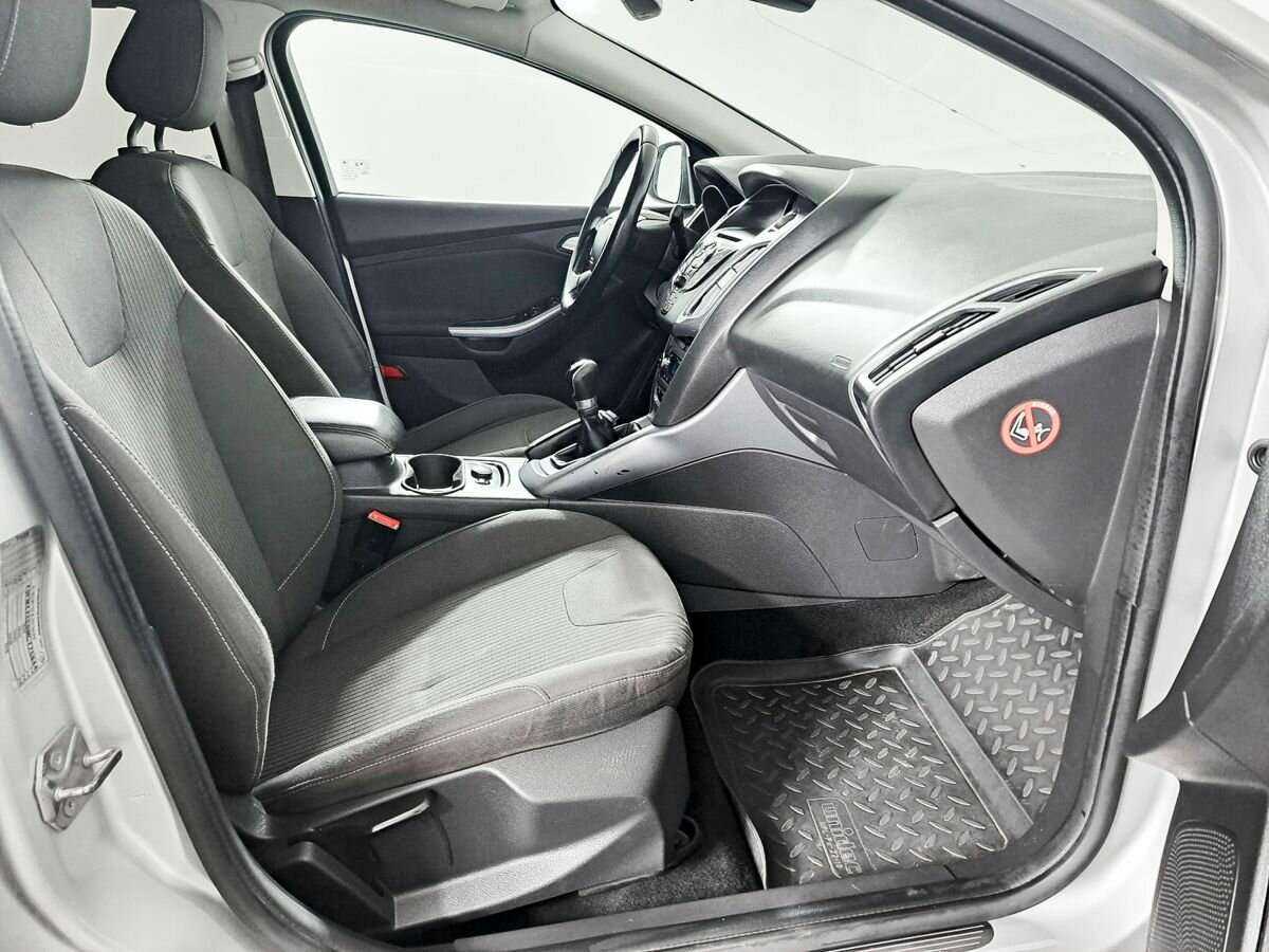 Ford Focus с пробегом — 2012 год. Фото: #8