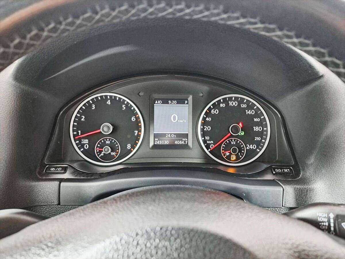 Volkswagen Tiguan с пробегом — 2013 год. Фото: #10