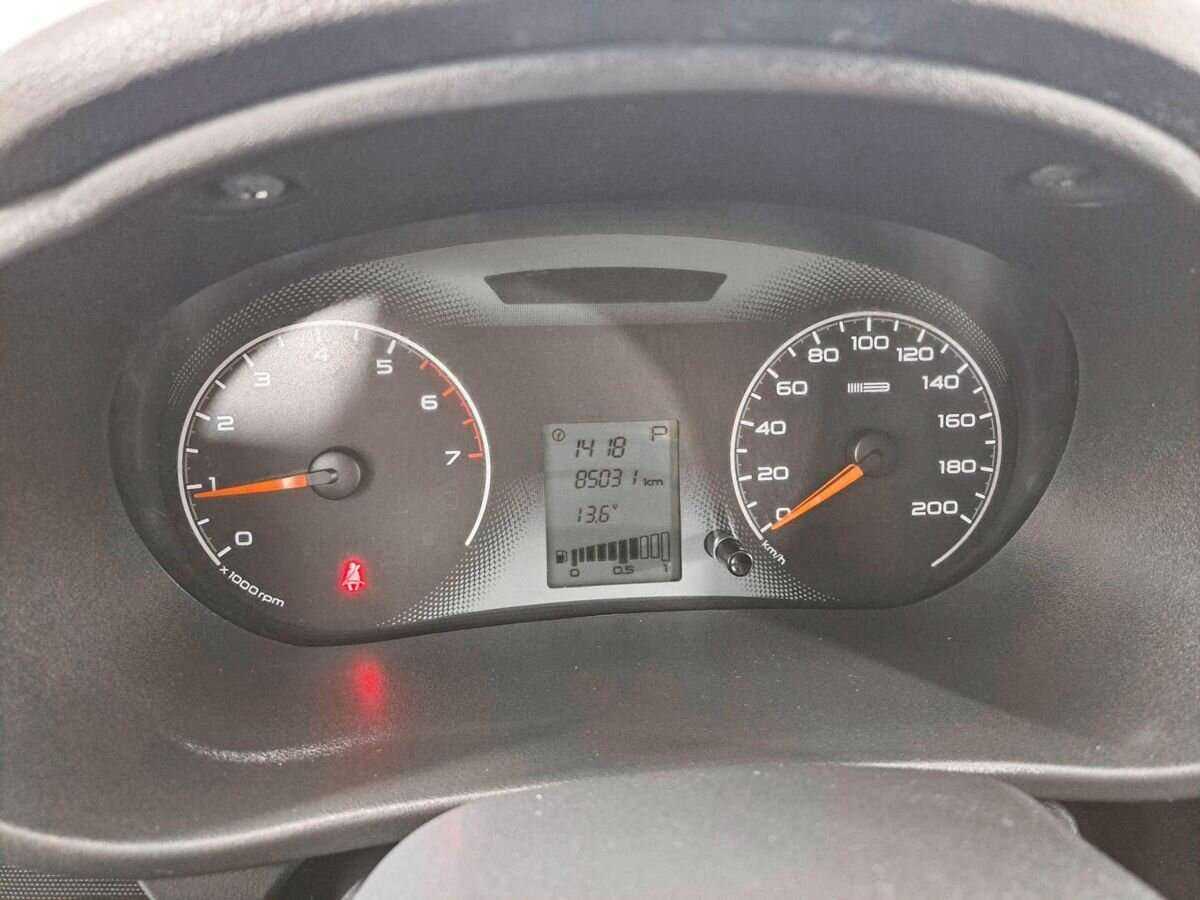 Купить Лада (ВАЗ) Гранта, 2013, 85 030 км.. Фото: #10