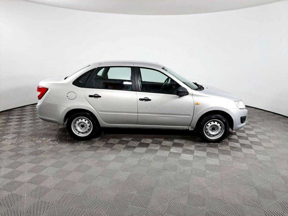 Lada (ВАЗ) Granta с пробегом — 2016 год. Фото: #3