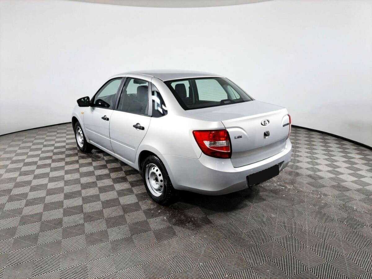 Lada (ВАЗ) Granta с пробегом — 2016 год. Фото: #6