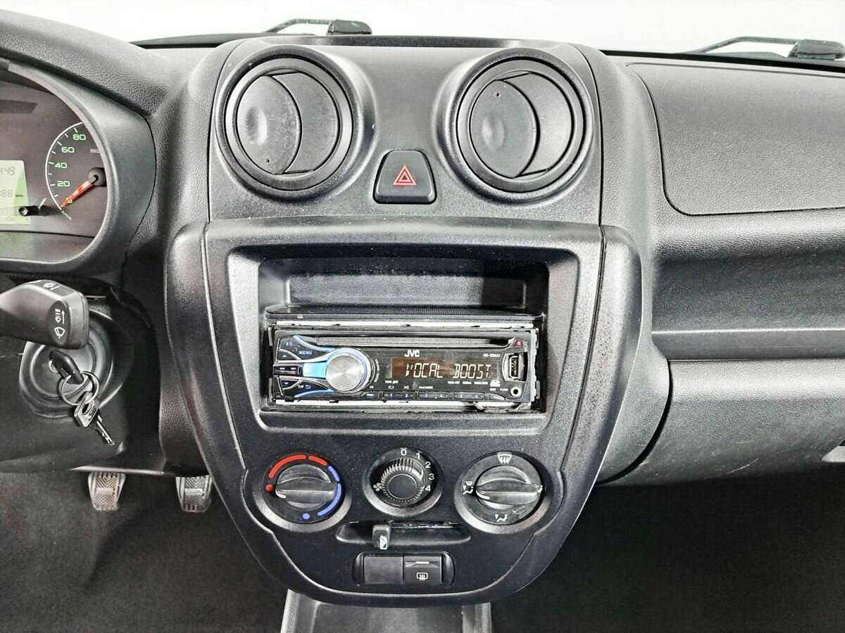 Lada (ВАЗ) Granta с пробегом — 2016 год. Фото: #12