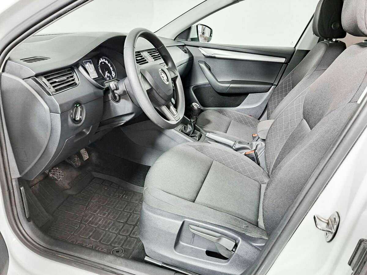 Skoda Octavia с пробегом — 2019 год. Фото: #12