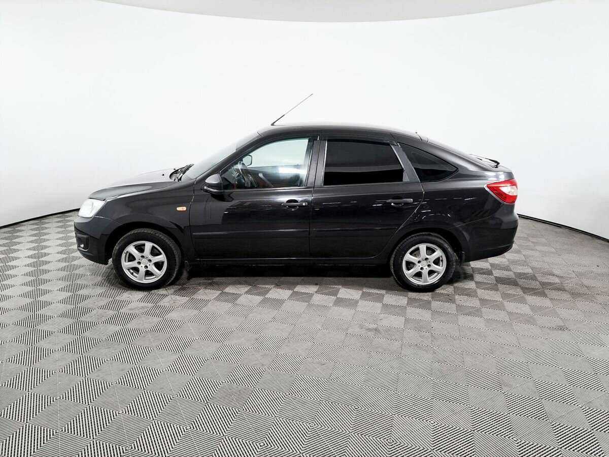 Lada (ВАЗ) Granta с пробегом — 2016 год. Фото: #7