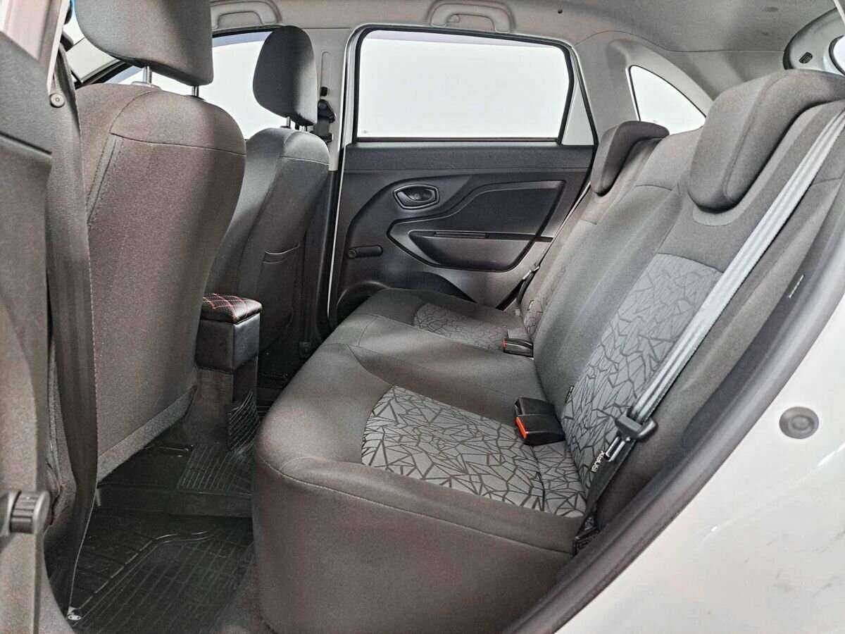 Lada (ВАЗ) XRAY с пробегом — 2017 год. Фото: #9