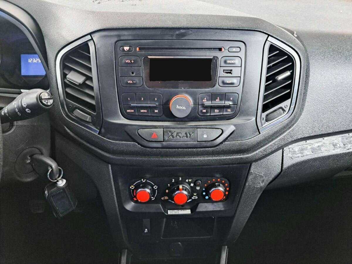 Lada (ВАЗ) XRAY с пробегом — 2017 год. Фото: #12