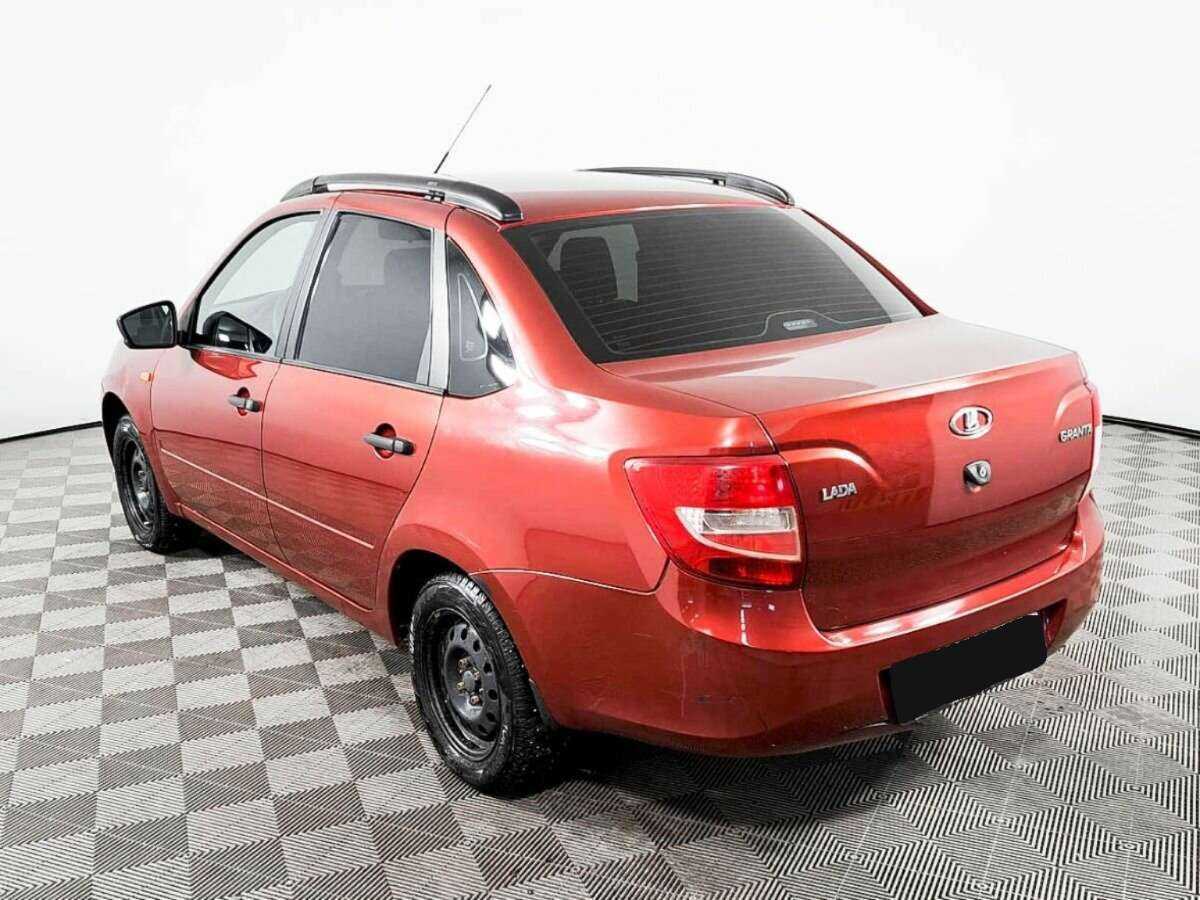 Lada (ВАЗ) Granta с пробегом — 2016 год. Фото: #6