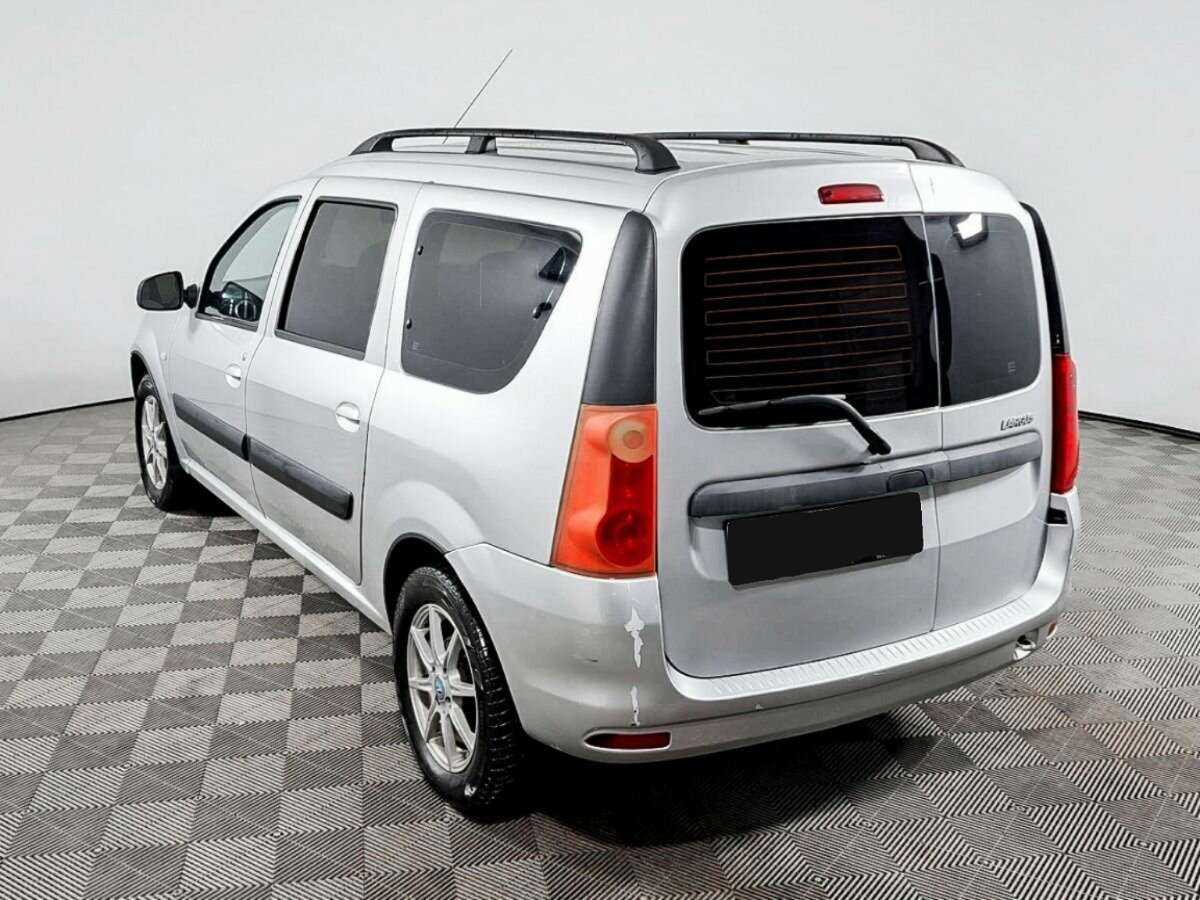 Lada (ВАЗ) Largus с пробегом — 2012 год. Фото: #6