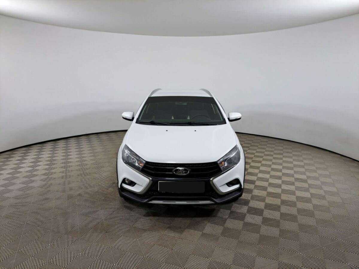 Lada (ВАЗ) Vesta с пробегом — 2018 год. Фото: #1