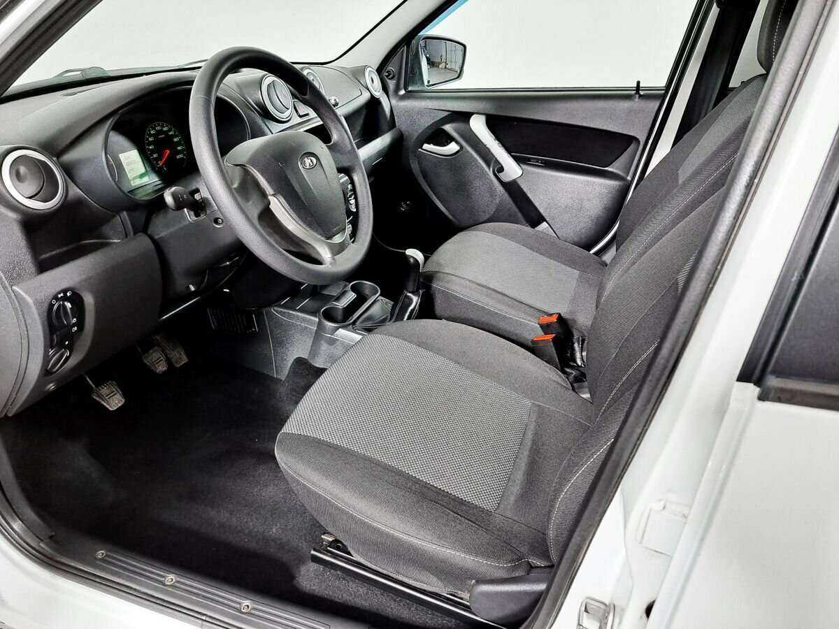 Lada (ВАЗ) Granta с пробегом — 2018 год. Фото: #12