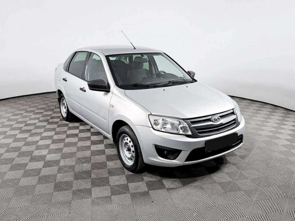 Lada (ВАЗ) Granta с пробегом — 2016 год. Фото: #2