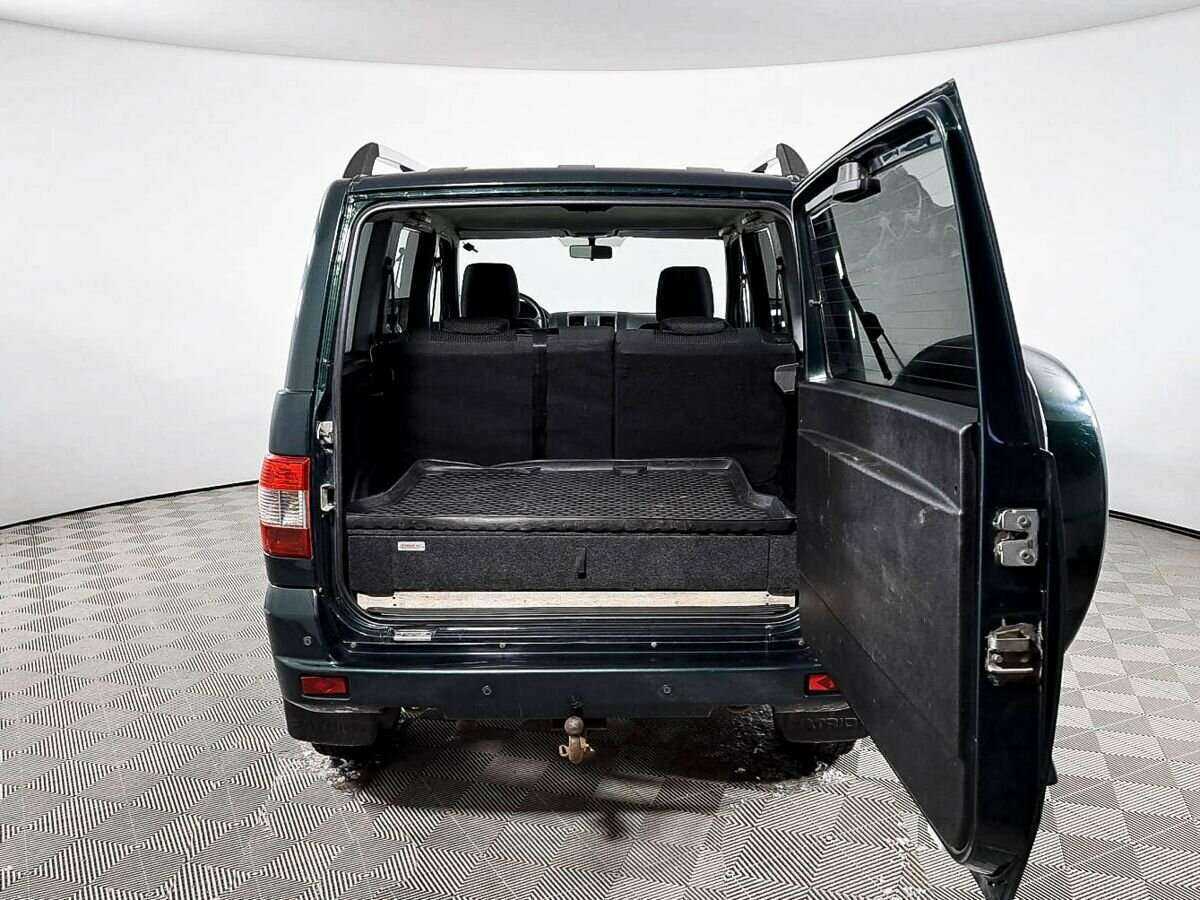 УАЗ Patriot с пробегом — 2016 год. Фото: #8