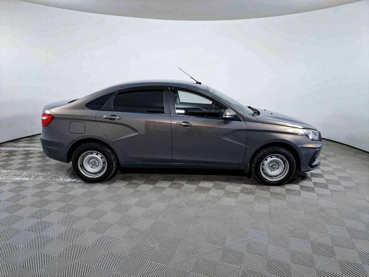 Lada (ВАЗ) Vesta с пробегом — 2020 год. Фото: #3