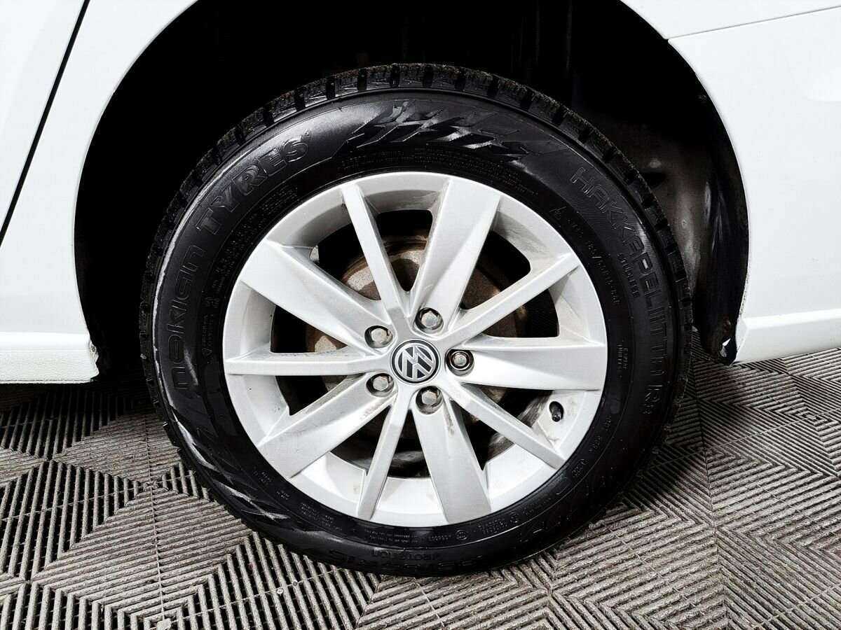 Volkswagen Polo с пробегом — 2019 год. Фото: #16