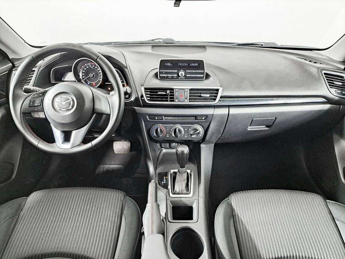 Mazda 3 с пробегом — 2014 год. Фото: #11