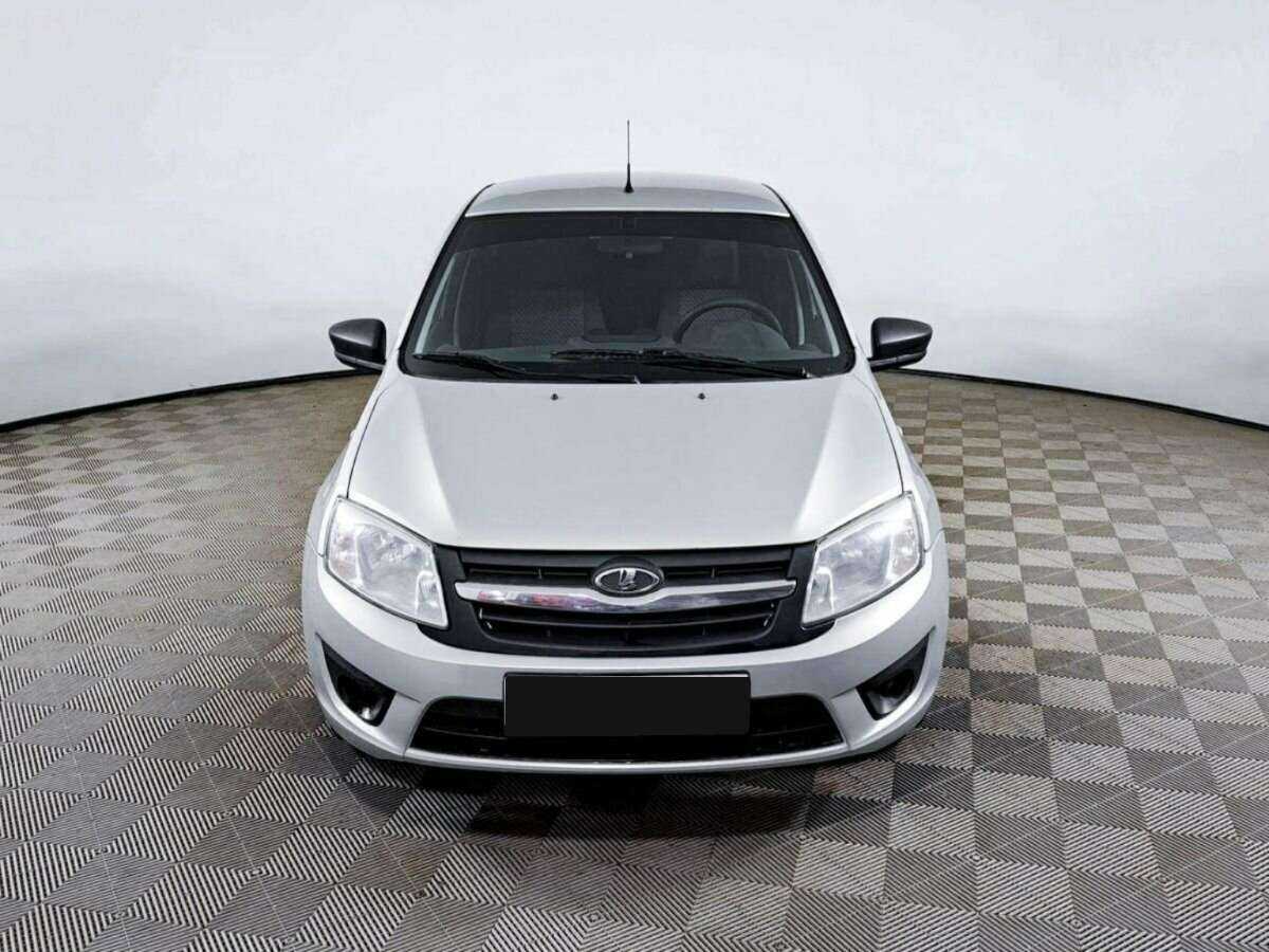 Lada (ВАЗ) Granta с пробегом — 2018 год. Фото: #1