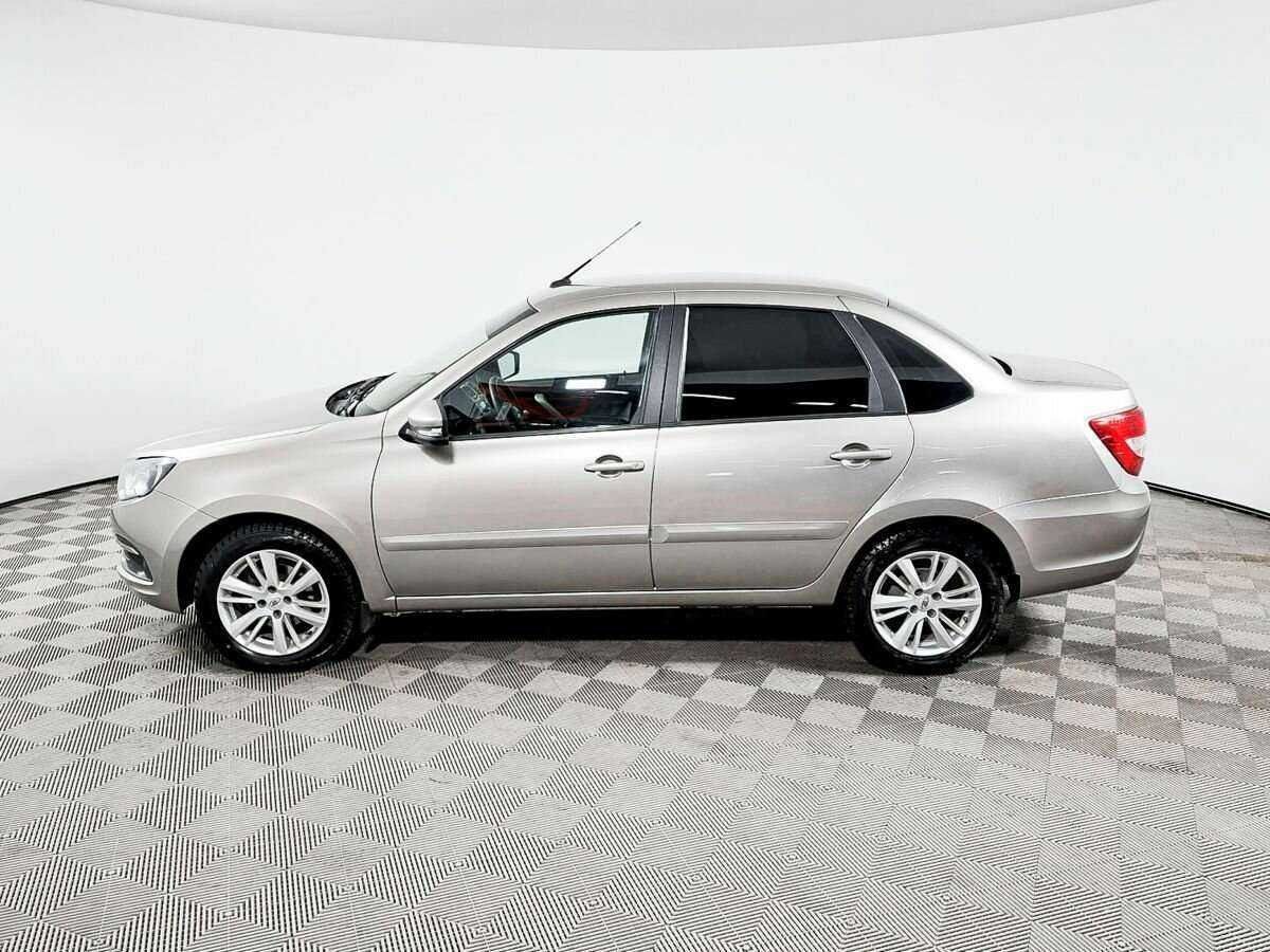 Lada (ВАЗ) Granta с пробегом — 2019 год. Фото: #7