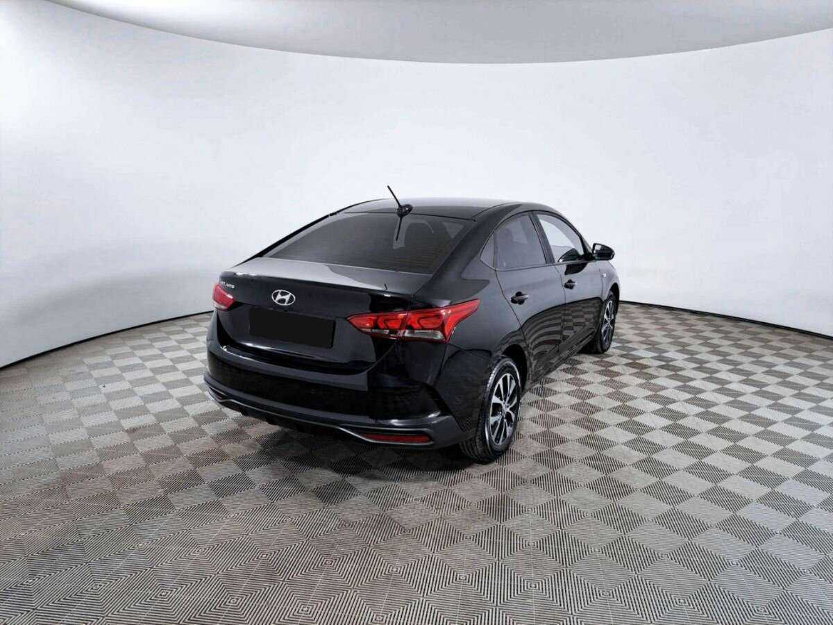 Hyundai Solaris с пробегом — 2022 год. Фото: #4