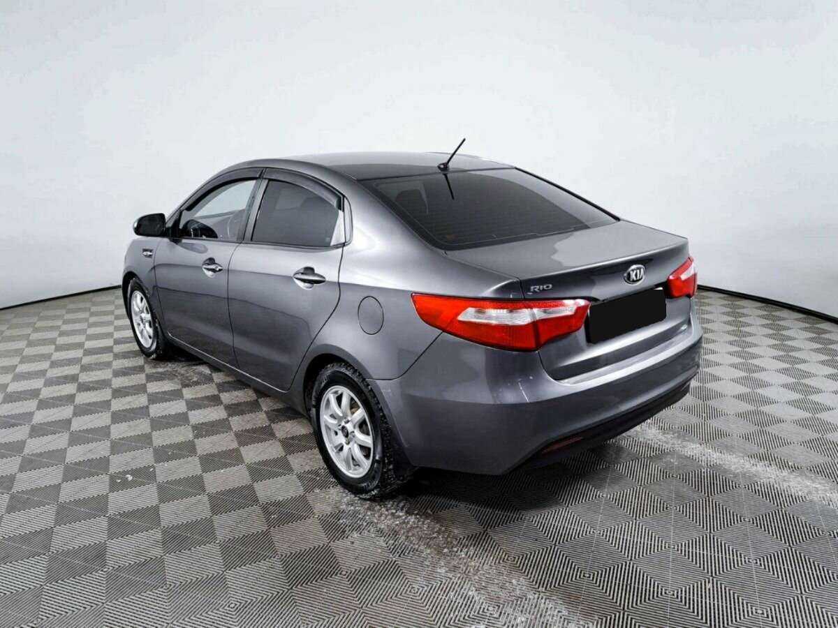 Kia Rio с пробегом — 2014 год. Фото: #6