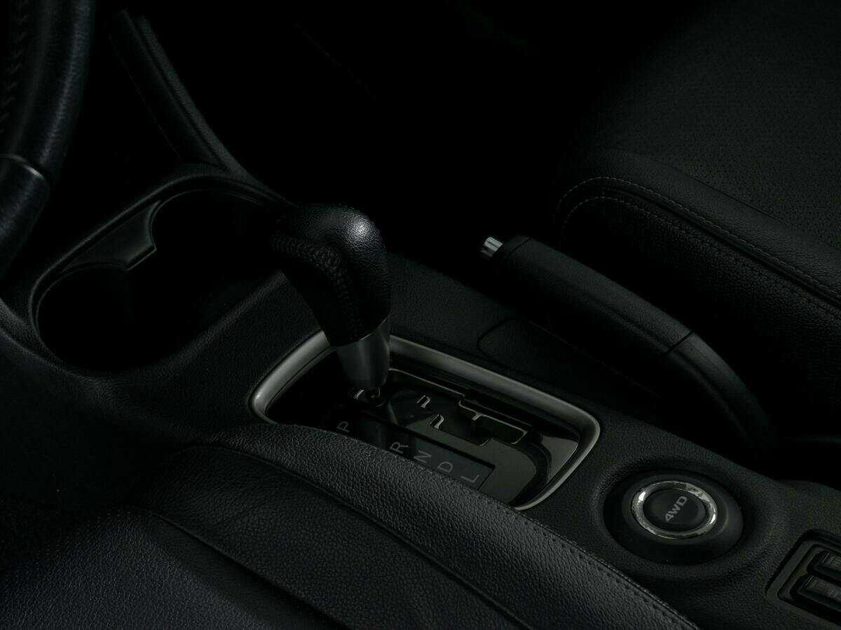 Mitsubishi Outlander с пробегом — 2013 год. Фото: #14