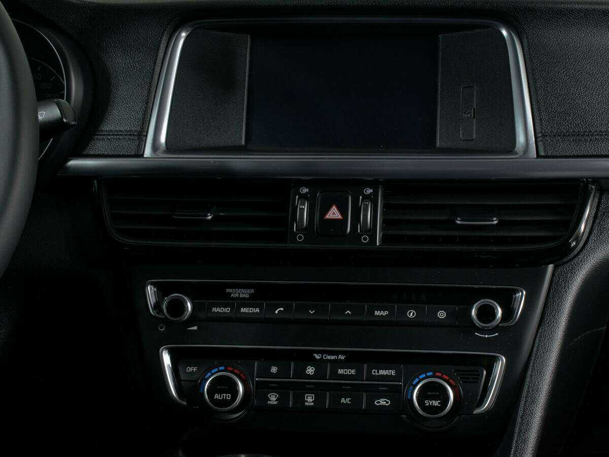 Kia Optima с пробегом — 2017 год. Фото: #12