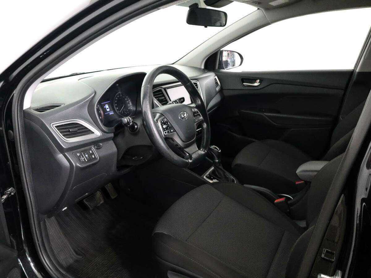 Hyundai Solaris с пробегом — 2019 год. Фото: #7