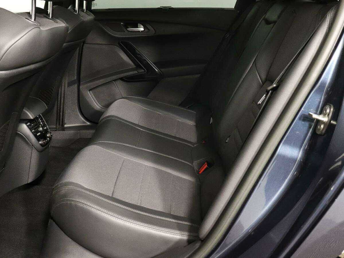 Peugeot 508 с пробегом — 2012 год. Фото: #7