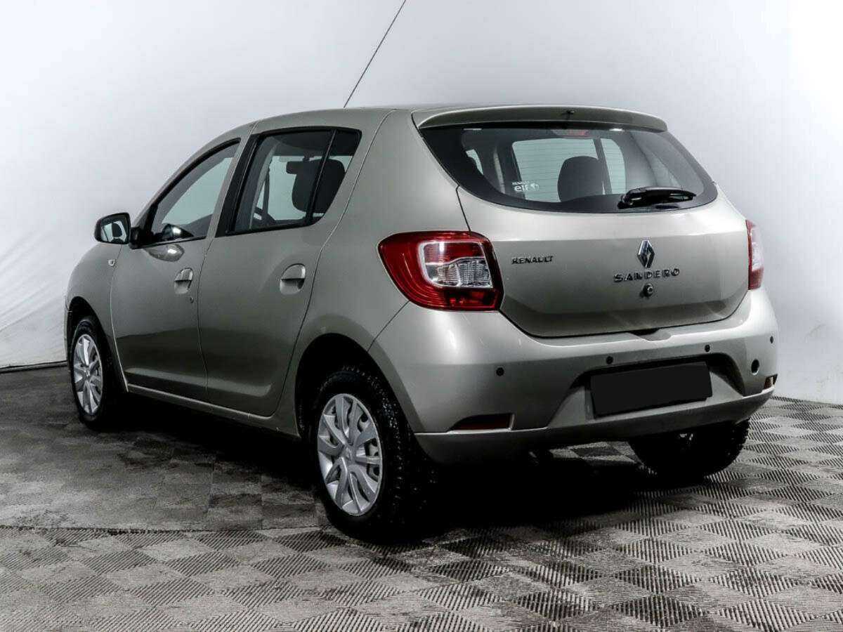 Renault Sandero с пробегом — 2018 год. Фото: #5