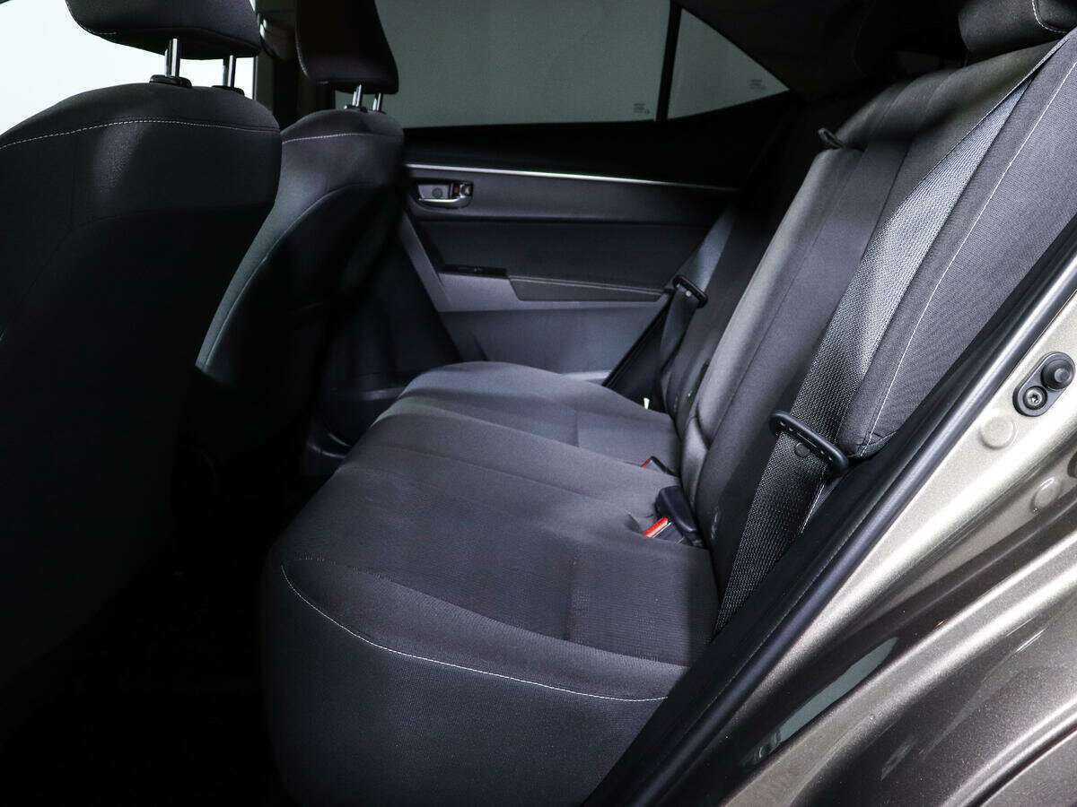 Toyota Corolla с пробегом — 2018 год. Фото: #6