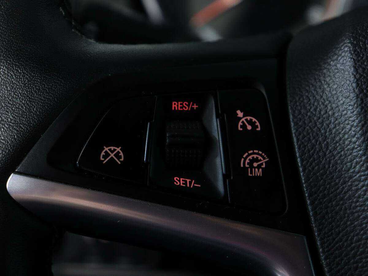 Opel Astra с пробегом — 2014 год. Фото: #16