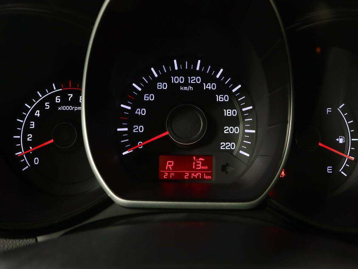 Kia Rio с пробегом — 2017 год. Фото: #11