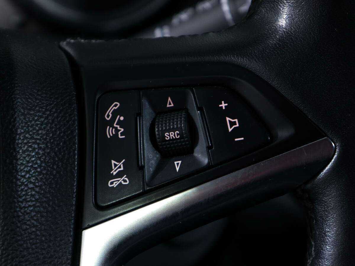 Opel Astra с пробегом — 2012 год. Фото: #15