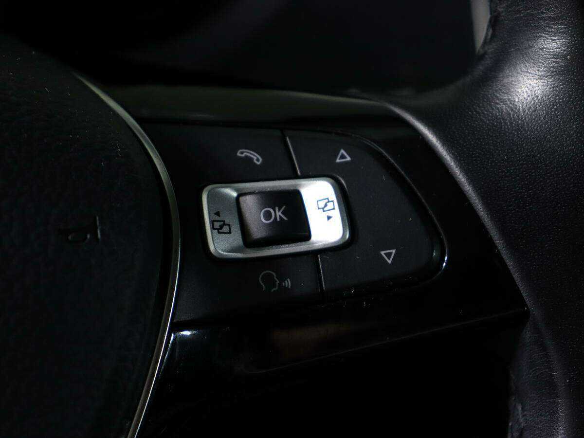 Volkswagen Polo с пробегом — 2019 год. Фото: #14