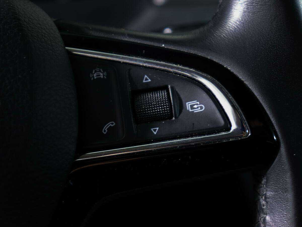 Skoda Rapid с пробегом — 2017 год. Фото: #14