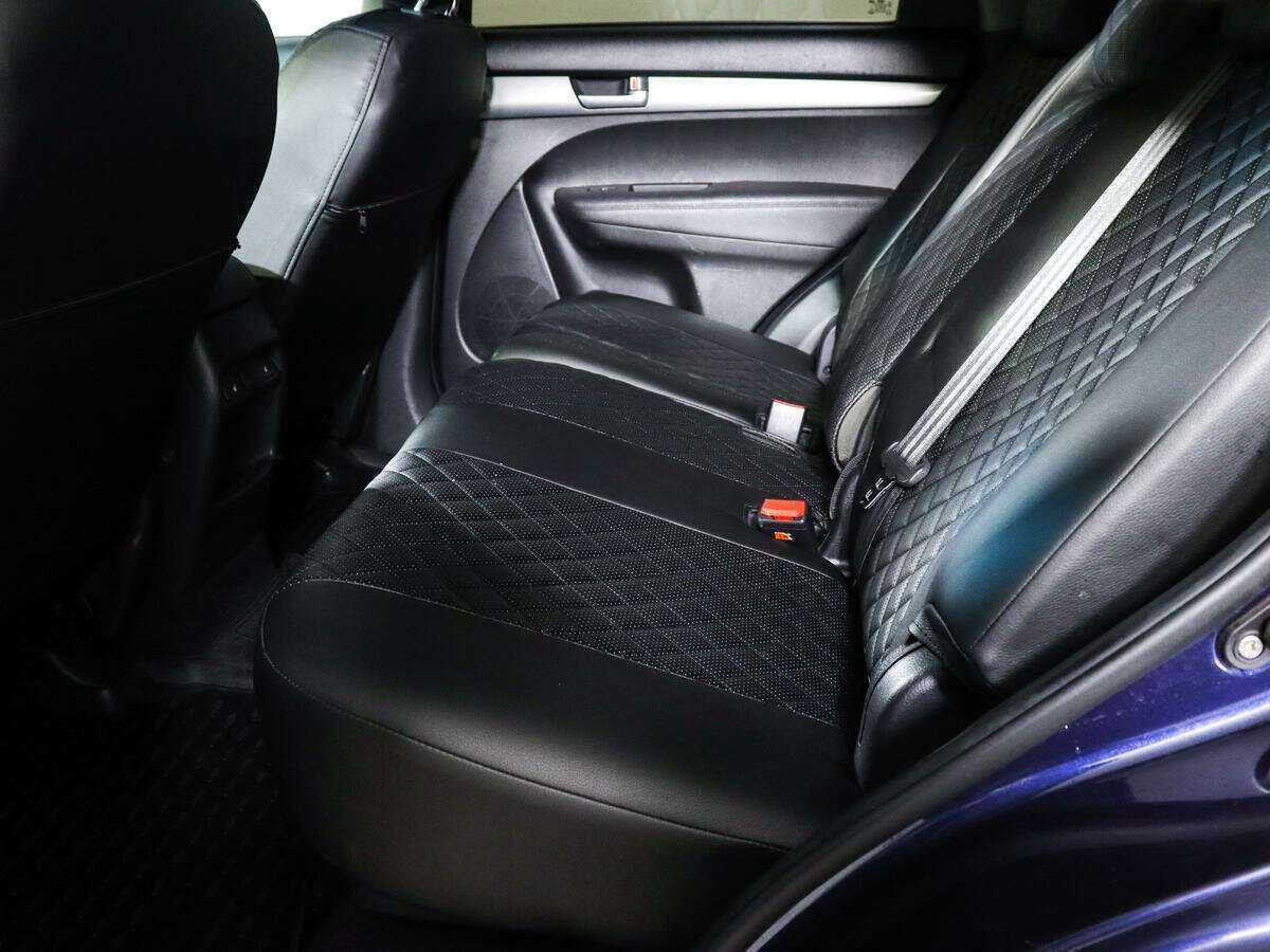 Kia Sorento с пробегом — 2015 год. Фото: #6