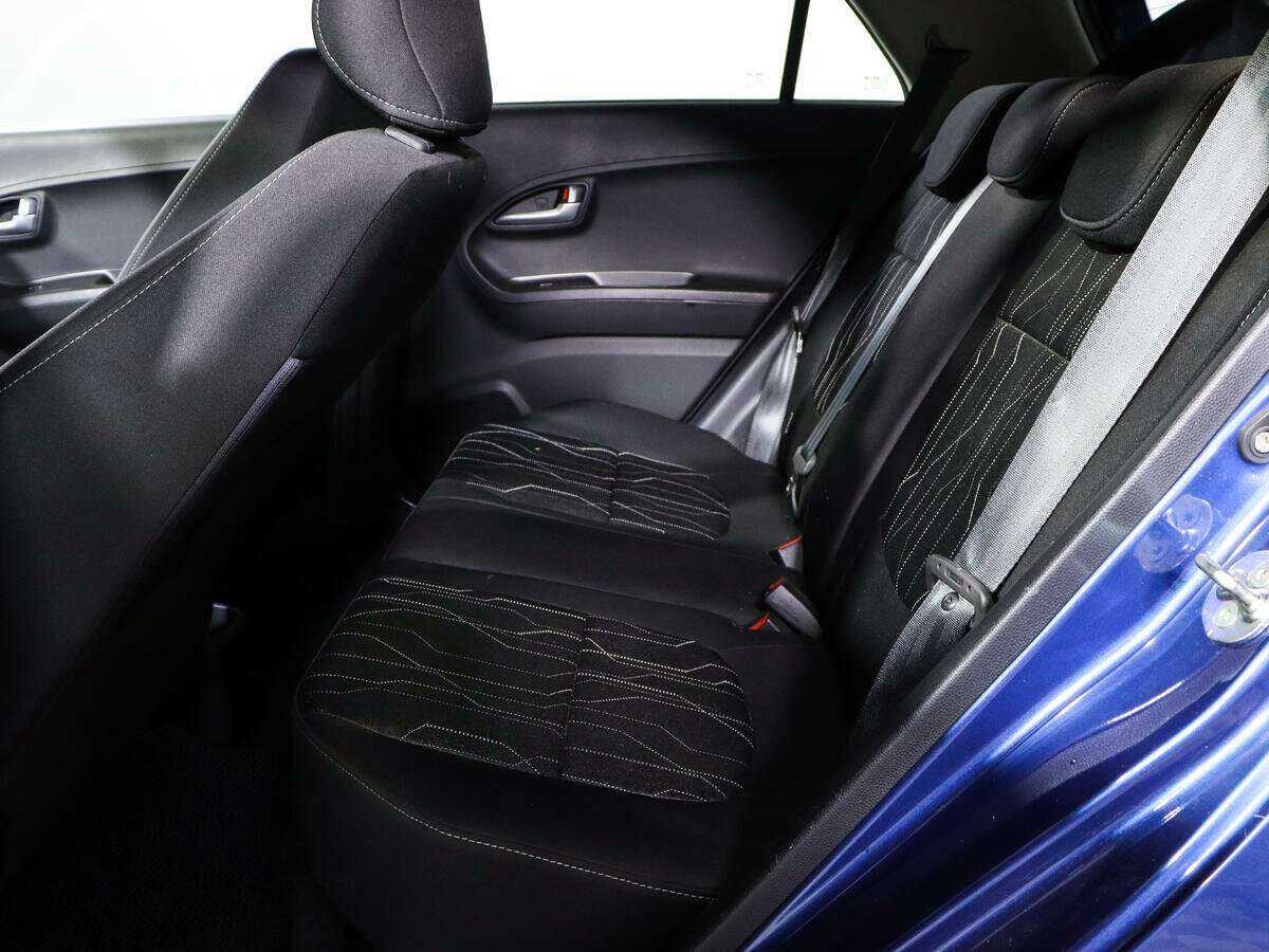 Kia Picanto с пробегом — 2015 год. Фото: #9
