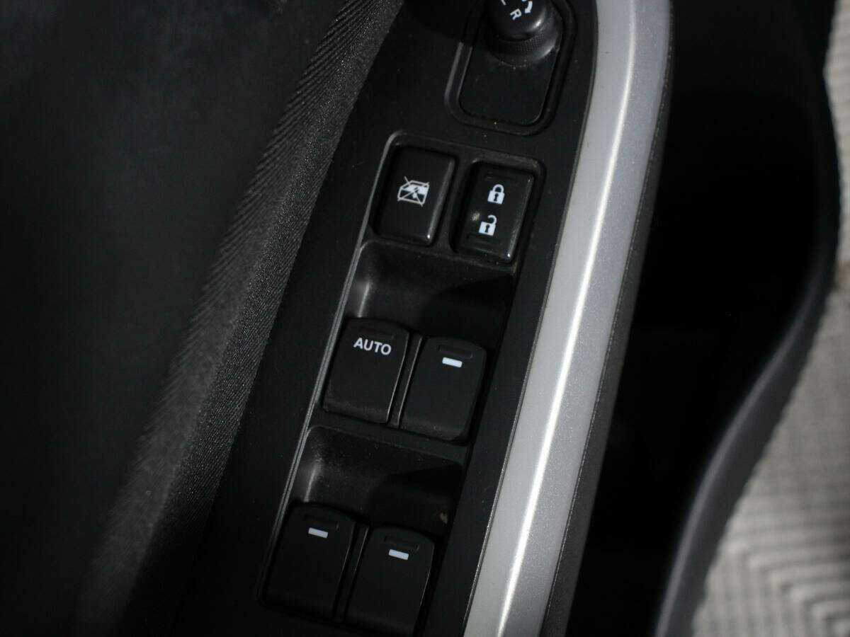 Suzuki Vitara с пробегом — 2016 год. Фото: #14