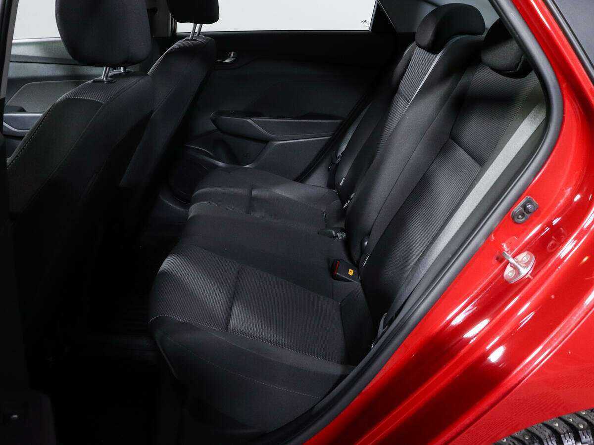 Hyundai Solaris с пробегом — 2019 год. Фото: #7