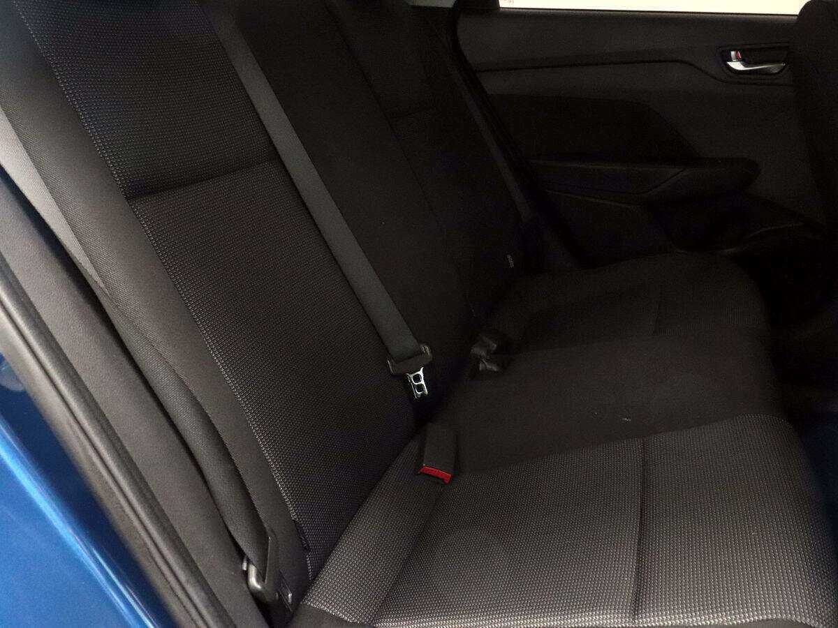 Hyundai Solaris с пробегом — 2021 год. Фото: #7