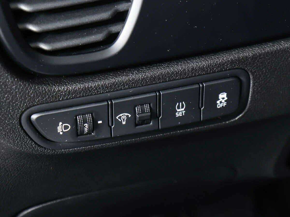 Kia Rio с пробегом — 2021 год. Фото: #21