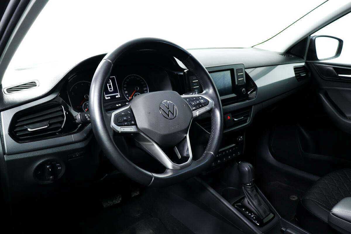 Volkswagen Polo с пробегом — 2021 год. Фото: #12