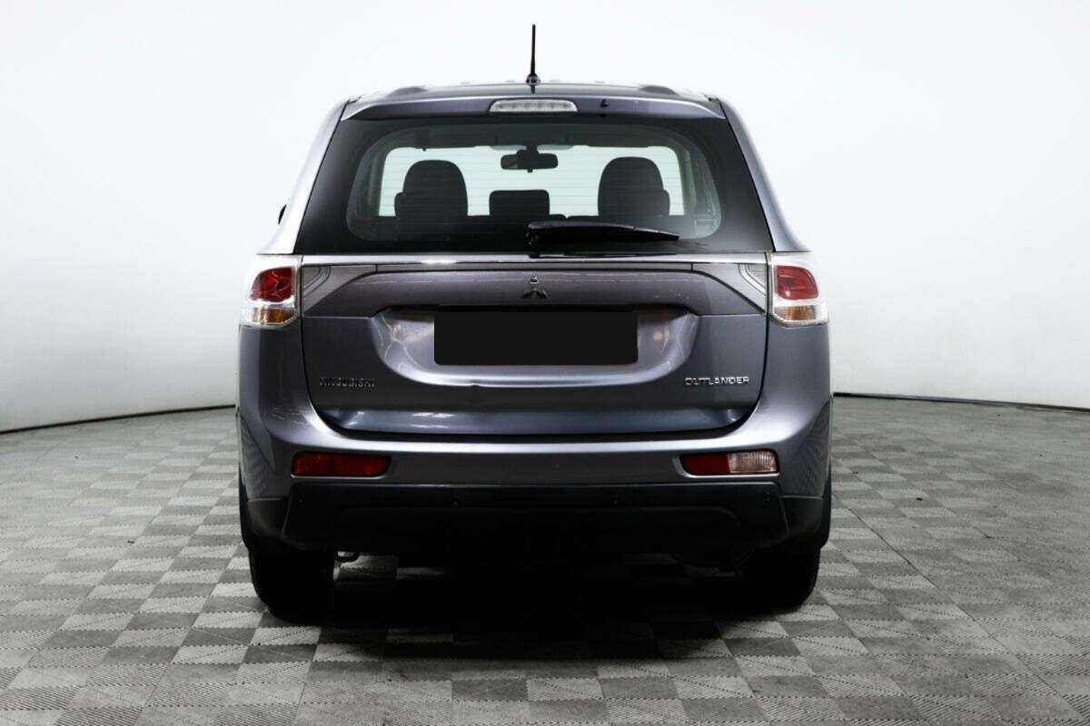Mitsubishi Outlander с пробегом — 2012 год. Фото: #5
